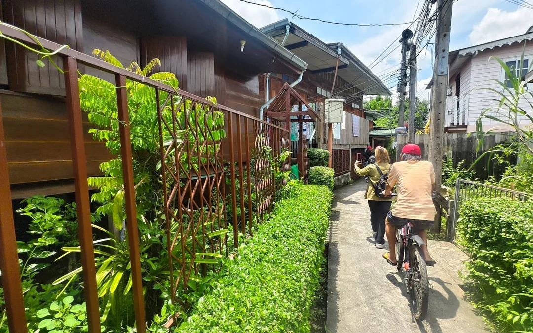 Bangkok Koh Khet Island Guided Bike Tour with Pottery Crafting, Coffee Brewing Class, and Lunch Image 9