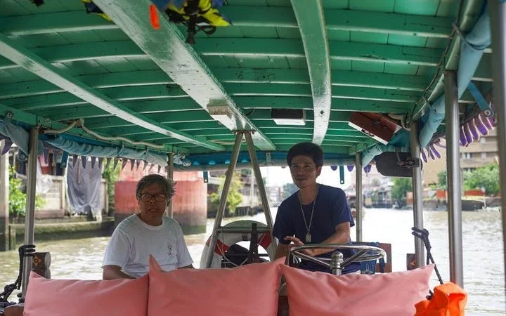 Bangkok Local Canal Cruise & Artist Village by EV Boat Image 9