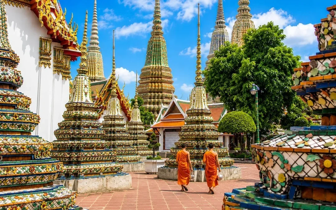 Bangkok: Private Golden Buddha, Temples & Canal Communities Image 6