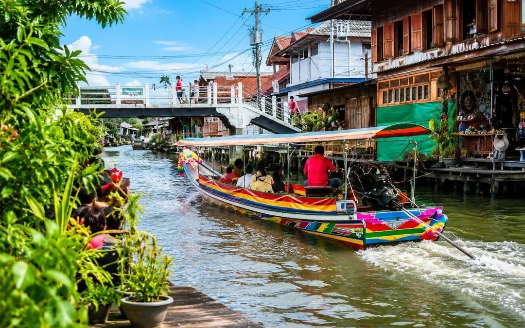 Bangkok: Private Golden Buddha, Temples & Canal Communities Image 9