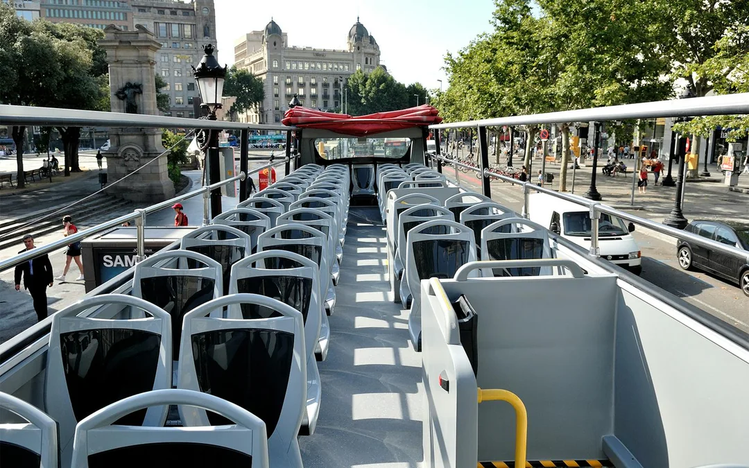 Barcelona City Tour: Hop-on Hop-off Bus Tour  Image 3
