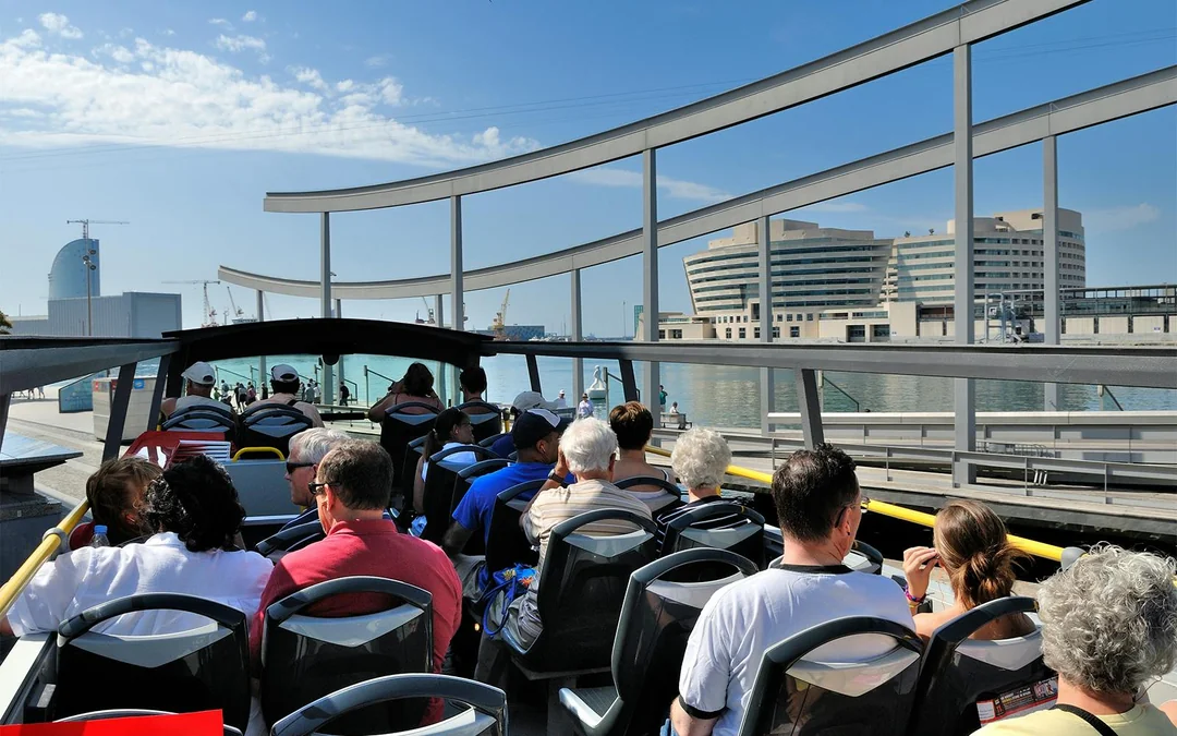 Barcelona City Tour: Hop-on Hop-off Bus Tour  Image 4