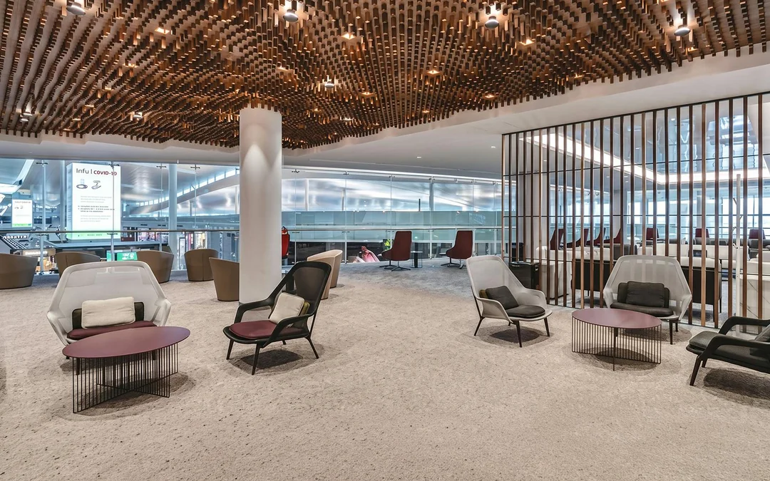 Barcelona El Prat Airport: Sala VIP Pau Casals Lounge at Terminal 1 Image 1