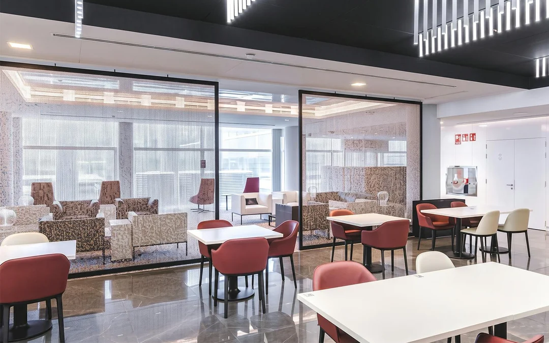 Barcelona El Prat Airport: Sala VIP Pau Casals Lounge at Terminal 1 Image 2