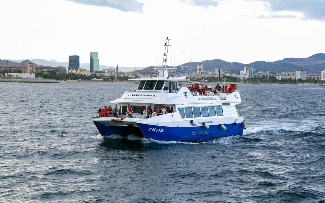Barcelona Las Golondrinas Sightseeing Cruise Image 1