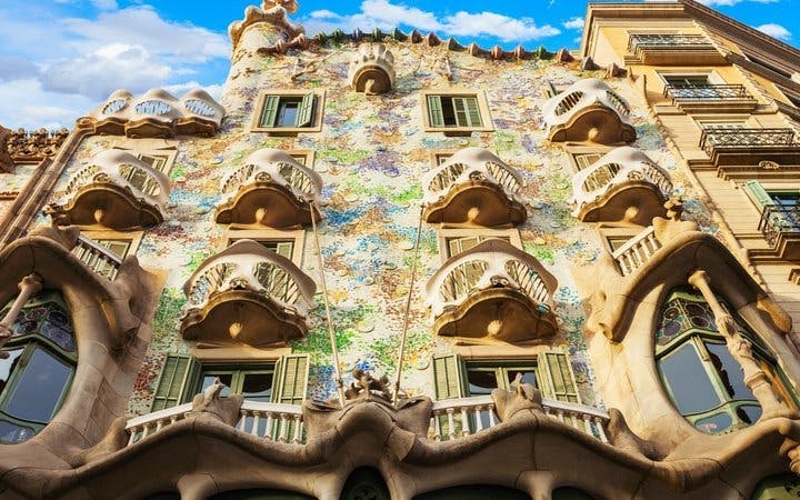 Barcelona Self-Guided Walking Tour on Mobile App Image 5