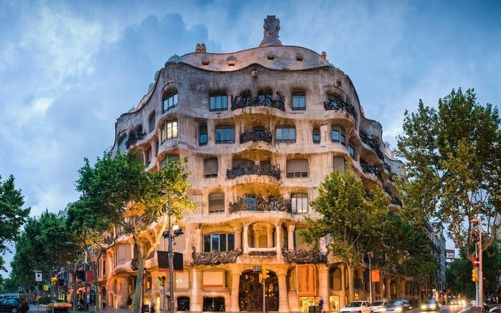 Barcelona Self-Guided Walking Tour on Mobile App Image 6