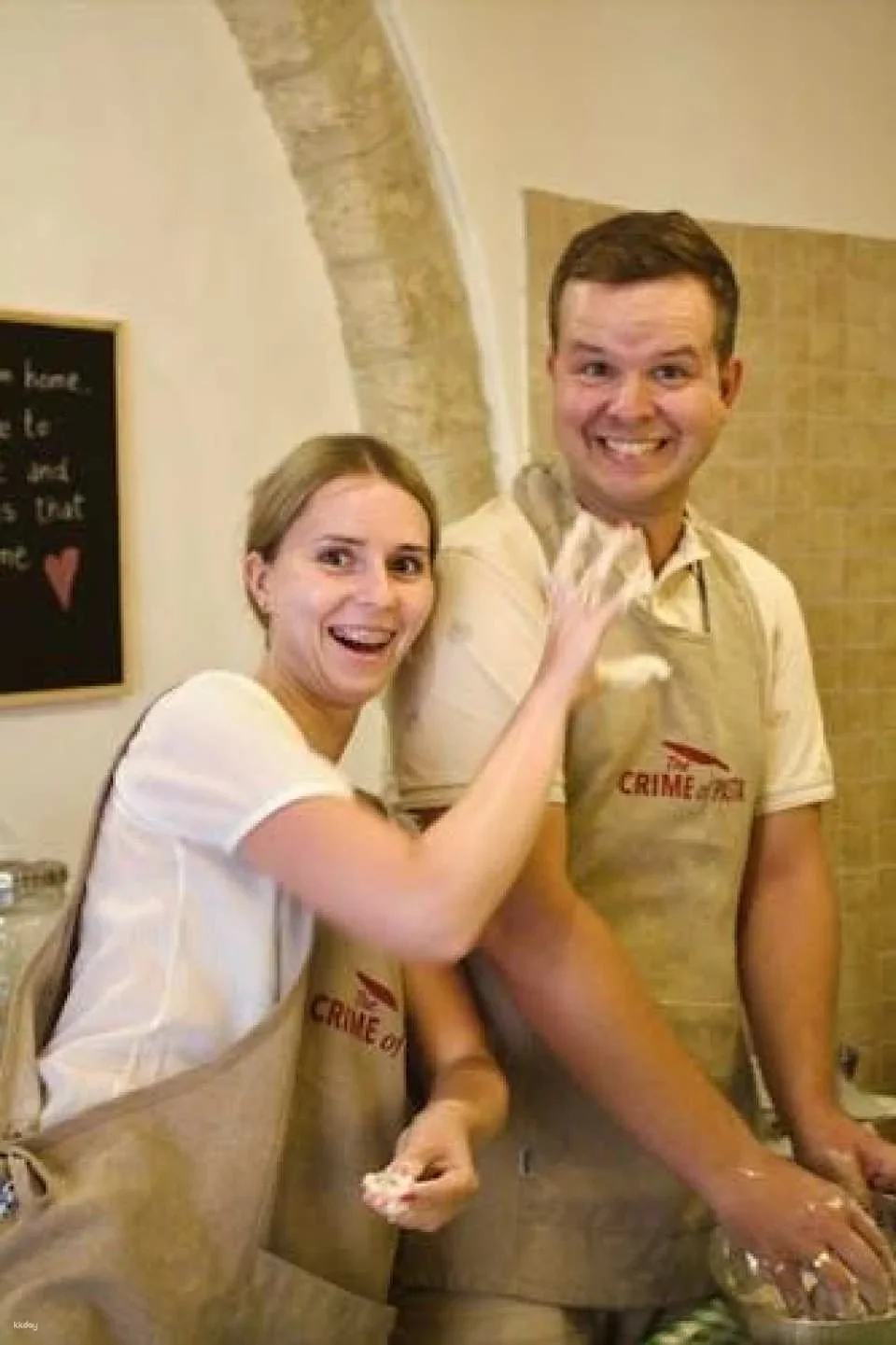Bari walking tour with pasta experience