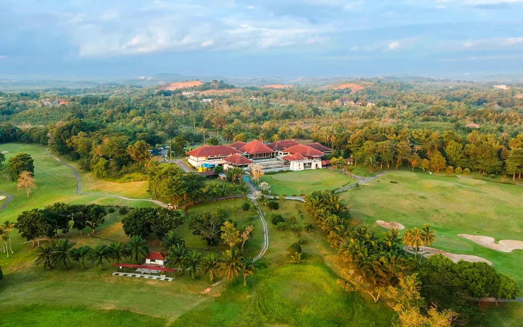 Batam Island Country Club Golf Tickets with Round-trip Ferry Image 1