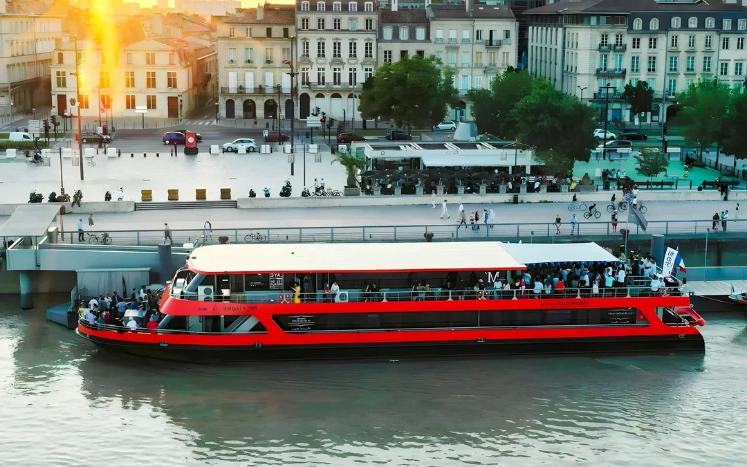 Bateaux Bordelais Dinner River Cruise Image 6