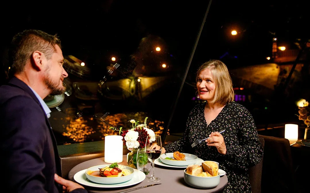 Bateaux Parisiens Seine River Dinner Cruise with French Premium Menu Image 2