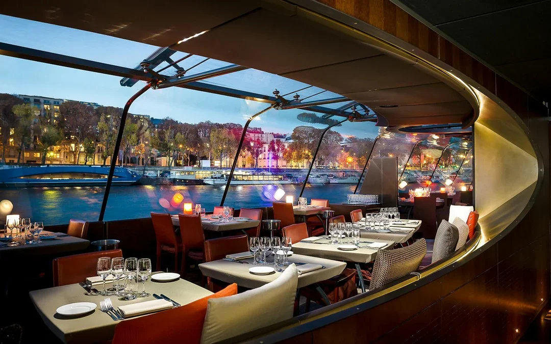 Bateaux Parisiens Seine River Dinner Cruise with French Premium Menu Image 6