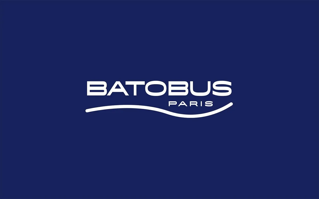 Batobus: Seine River Hop-on Hop-off Boat Tour Image 10