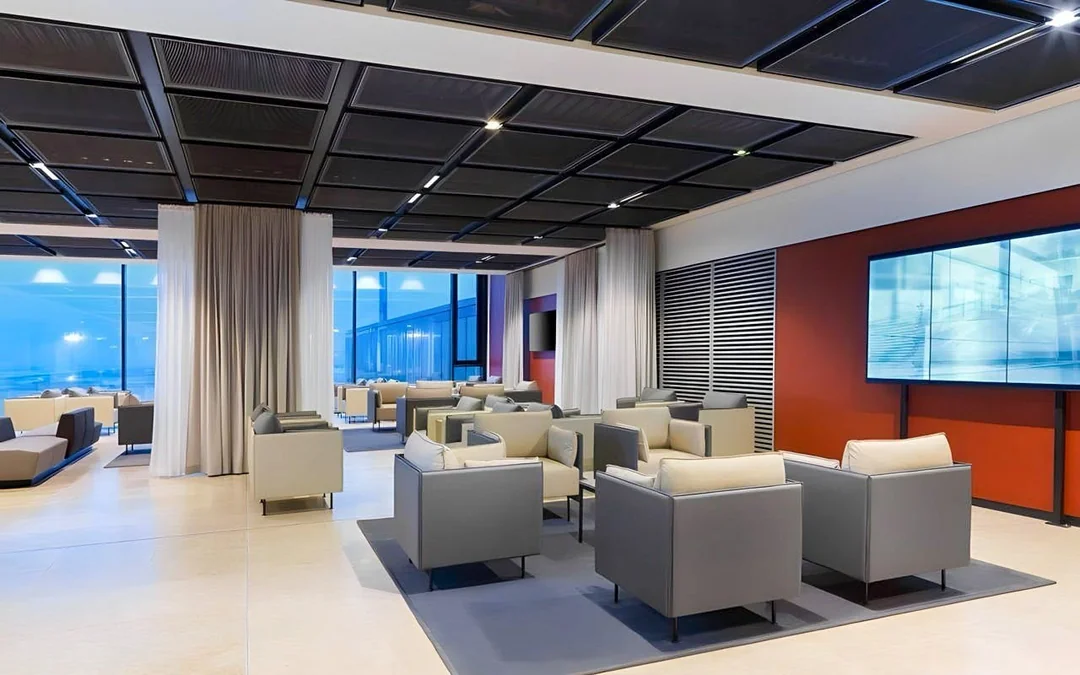 Berlin Brandenburg Airport: Lounge Tempelhof at Terminal 1 Image 1