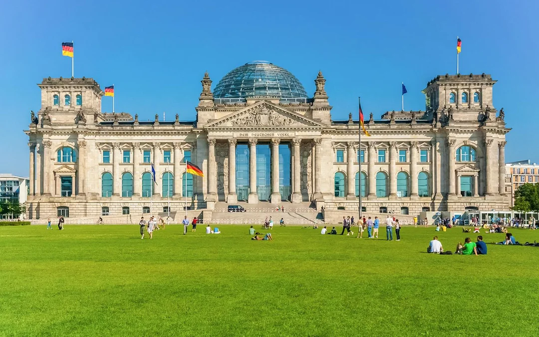 Berlin: Reichstag, Dome & Government District Tour Image 1
