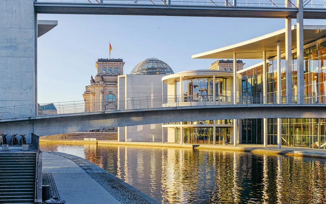 Berlin: Reichstag, Dome & Government District Tour Image 8