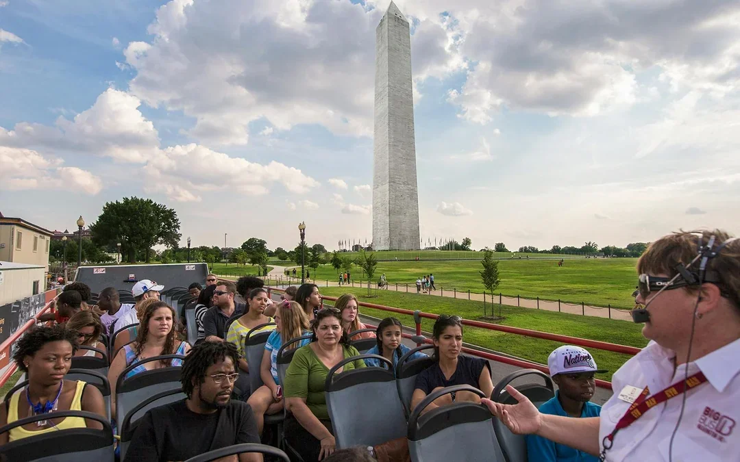 Big Bus: Best of DC Hop-on Hop-off Bus + Sunset Tour Image 4