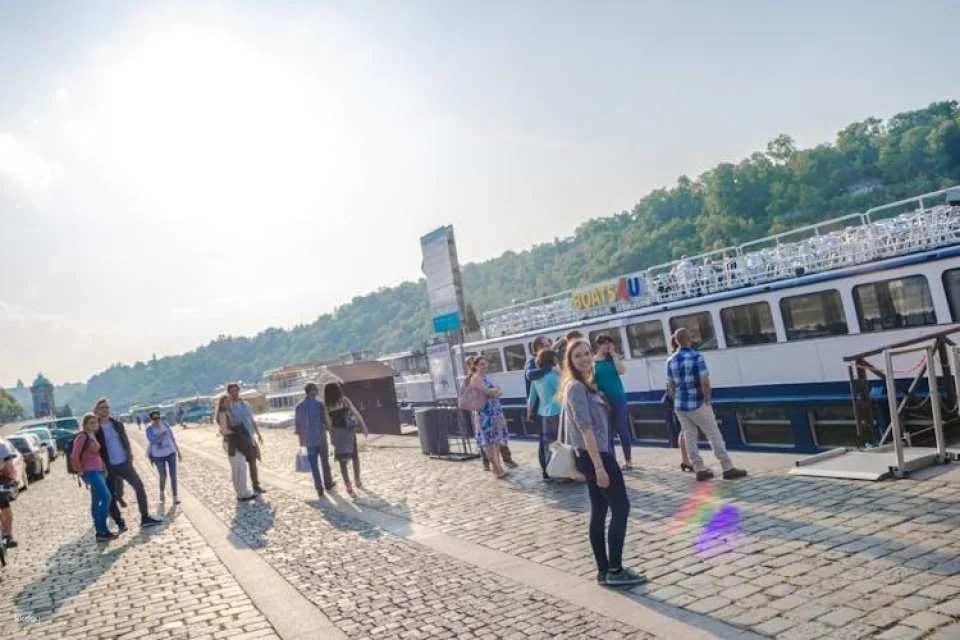 Big Bus Prague Hop-On Hop-Off Tour with Optional River Cruise