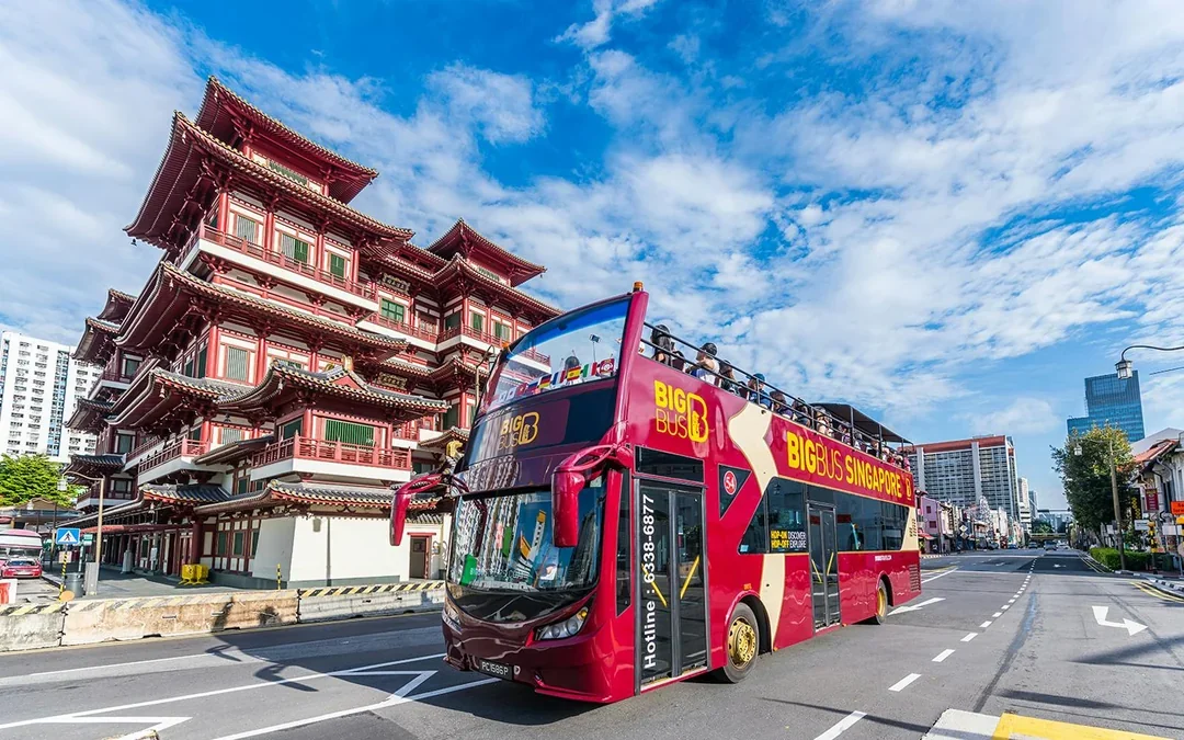Big Bus: Singapore Hop-on Hop-off Bus Tour Image 3