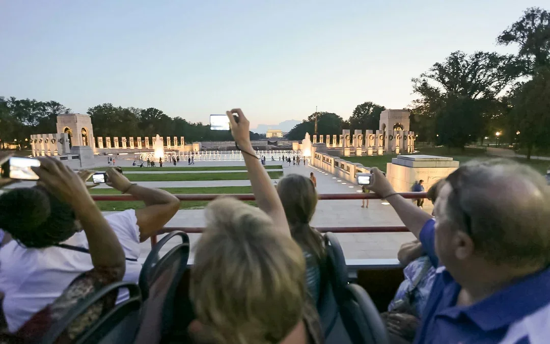 Big Bus: Washington DC Sunset Bus Tour Image 3