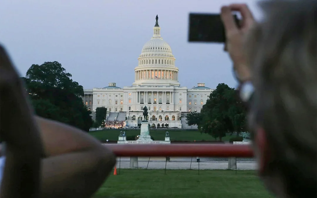 Big Bus: Washington DC Sunset Bus Tour Image 5