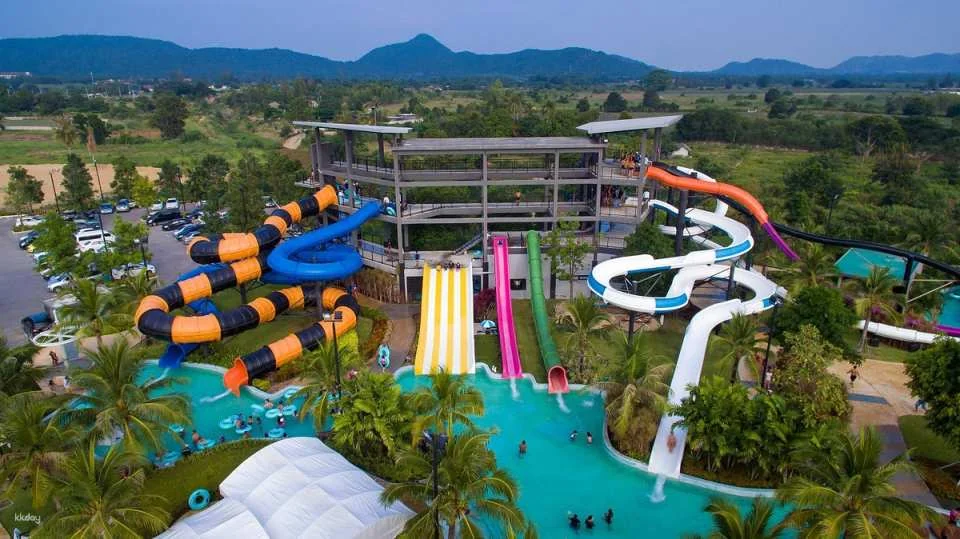 Black Mountain Water Park Hua Hin|Thailand