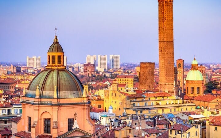 Bologna Self-Guided Walking Tour on Mobile App Image 2
