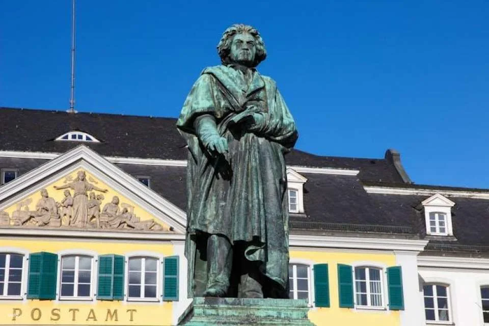 Bonn city highlights self-guided audio tour