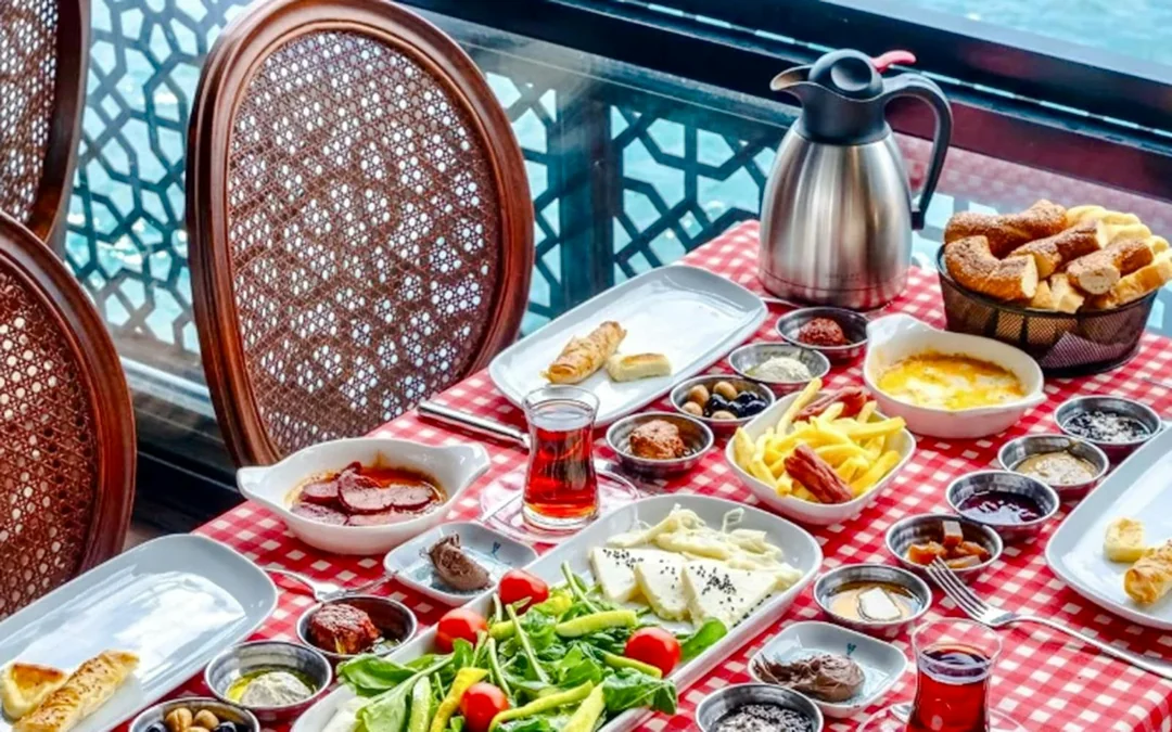 Bosphorus Cruise with Breakfast at Le Vapeur Magique Image 2