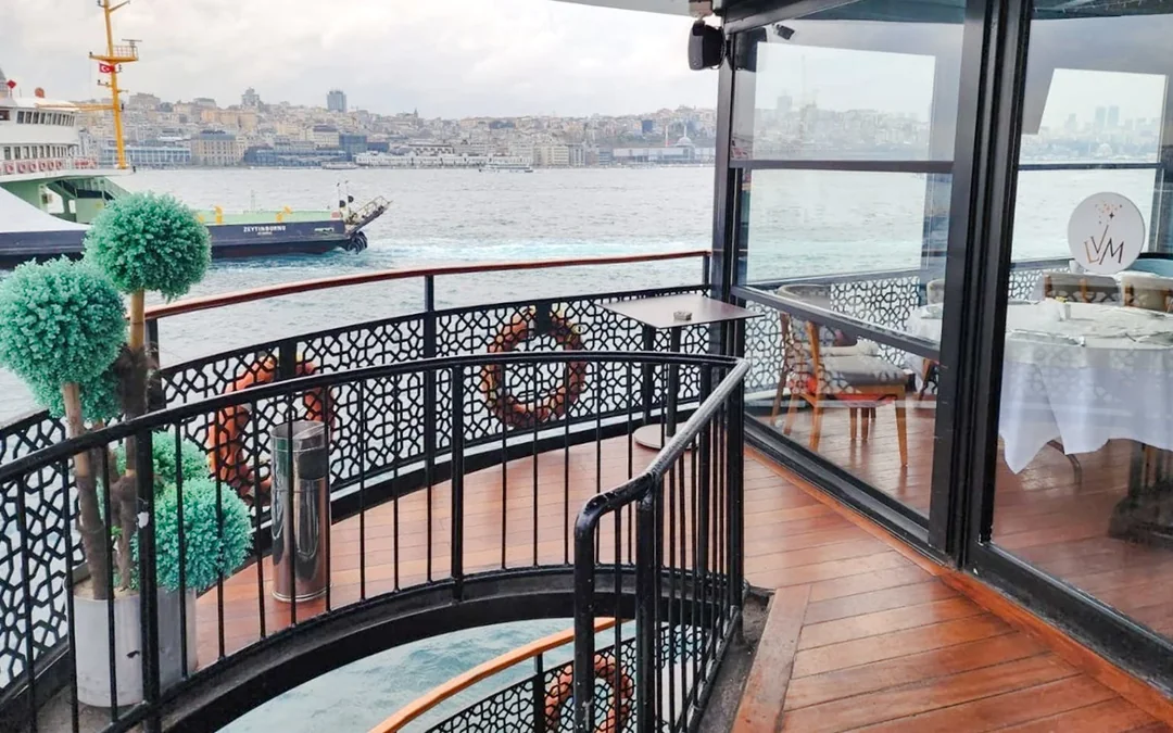 Bosphorus Cruise with Breakfast at Le Vapeur Magique Image 4