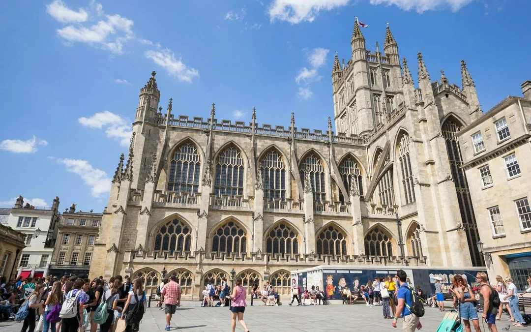 Bridgerton: 1.5 Hour Guided Tour of Filming Locations in Bath with Music Image 5