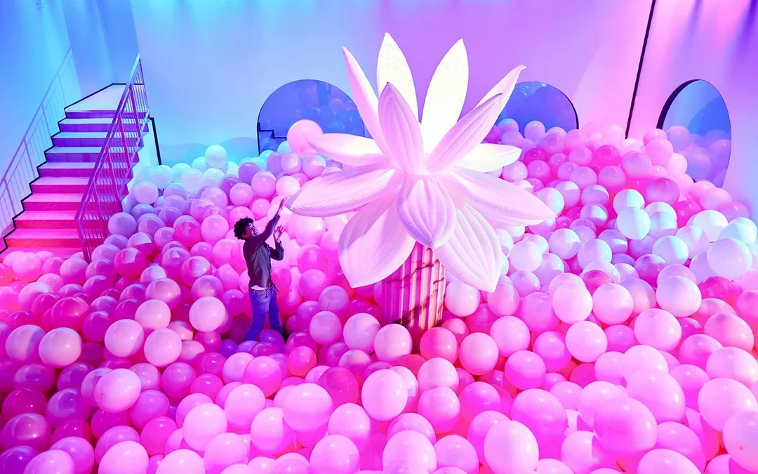 Bubble Planet Seattle Tickets Image 4