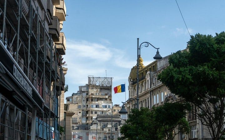 Bucharest Self-Guided Walking Tour on Mobile App Image 3