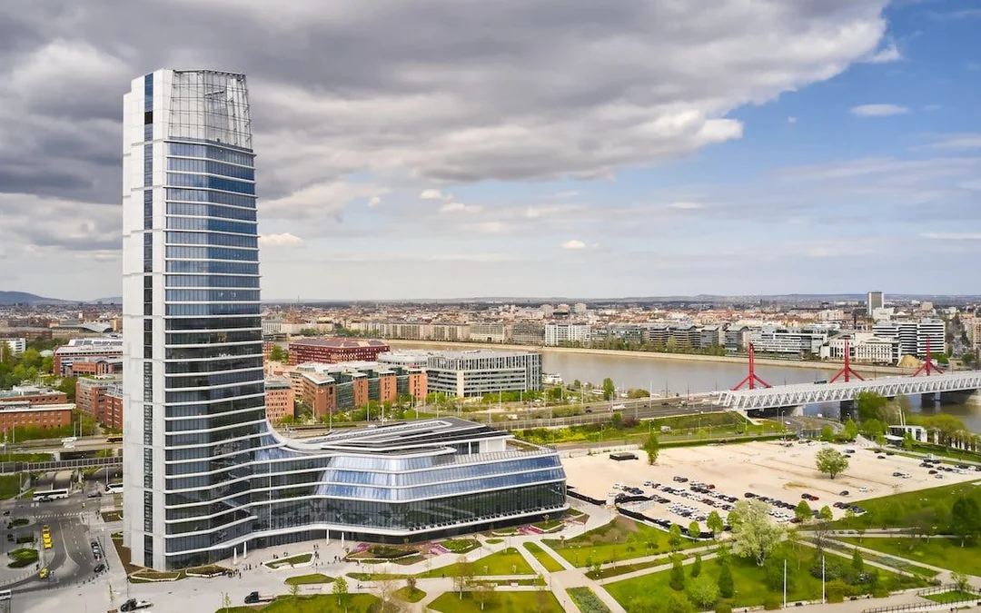 Budapest: MOL SkyDeck Tower Entry Tickets Image 1