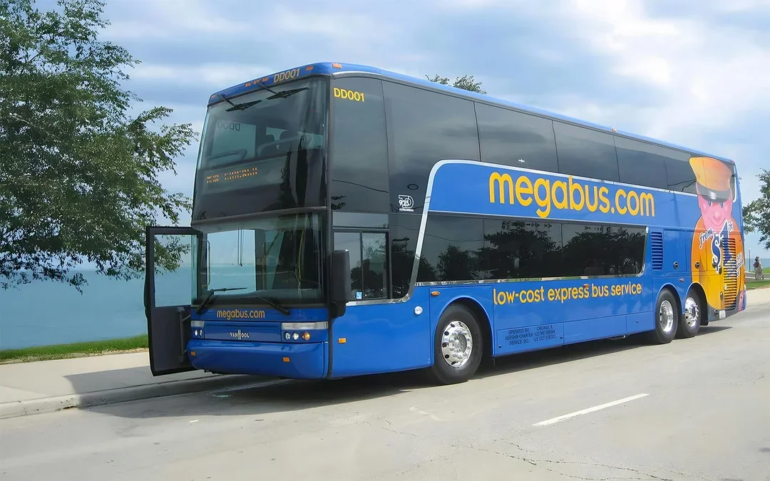 Bus Transfer: Niagara Falls to/from Toronto by MegaBus Image 3