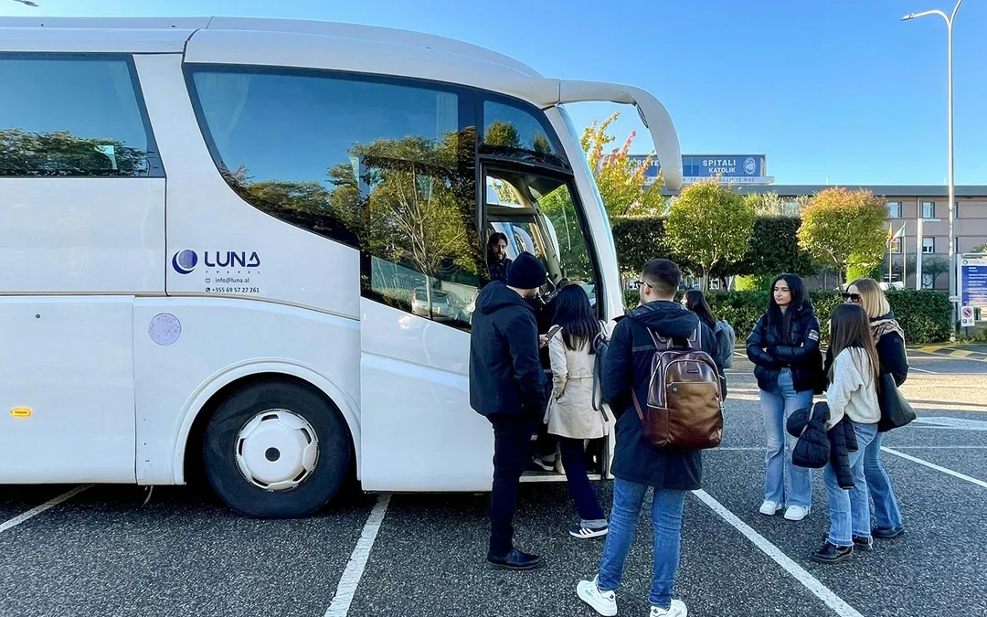 Bus Transfers: Tirana Airport to/from Tirana Central by Luna Image 2