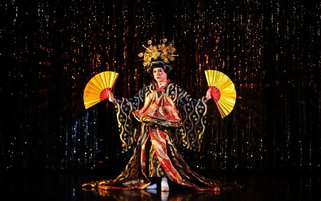[Buy 3, Get 4] Calypso Cabaret Tickets Image 3