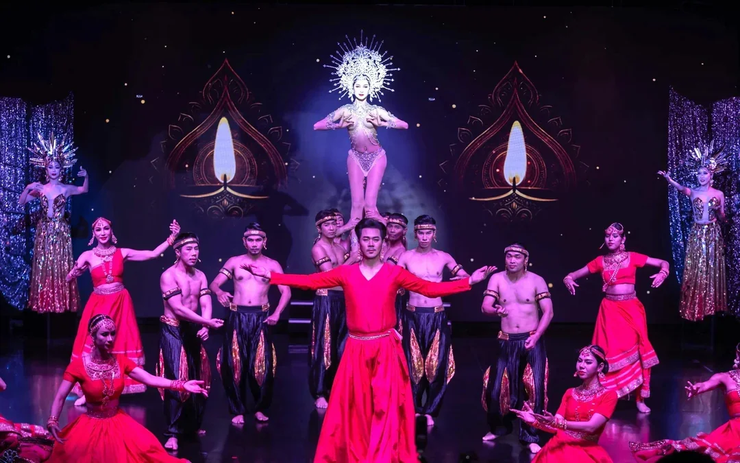 [Buy 3, Get 4] Calypso Cabaret Tickets Image 7