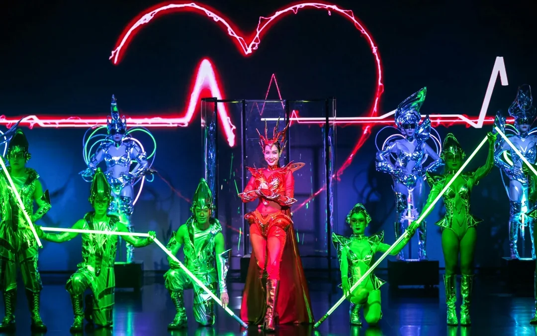 [Buy 3, Get 4] Calypso Cabaret Tickets Image 9