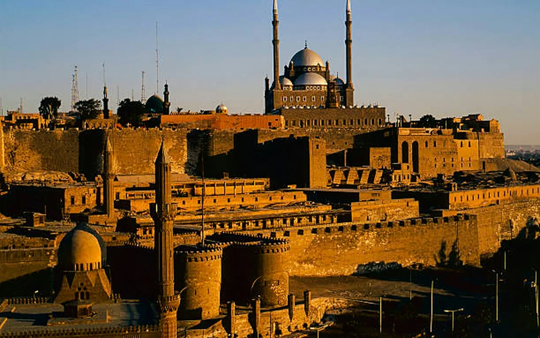 Cairo: Citadel, Old Cairo & Khan El Khalili Guided Tour with Lunch and Hotel Transfers Image 3