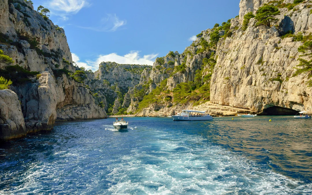 Calanques Exploration Boat Tour Image 1