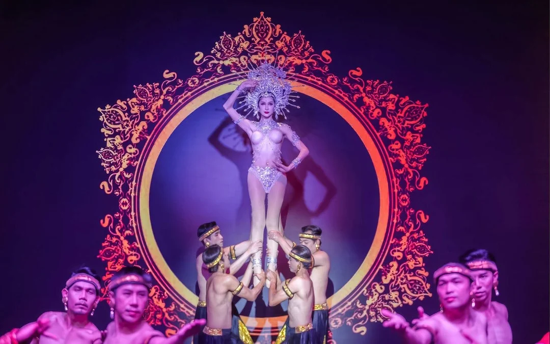 Calypso Cabaret Show Tickets with Dinner and Cultural Performance Image 2