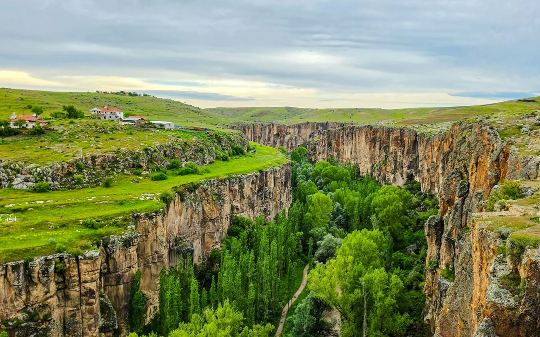 Cappadocia Derinkuyu Underground City and Ihlara Valley Guided Tour with Lunch Image 2