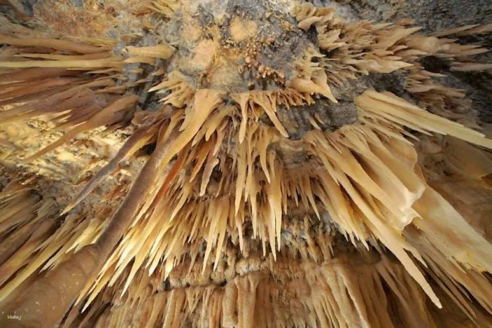 Castellana Grotte Caves Tour with Boat Cruise in Polignano a Mare