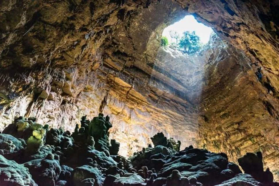 Castellana Grotte Caves Tour with Boat Cruise in Polignano a Mare