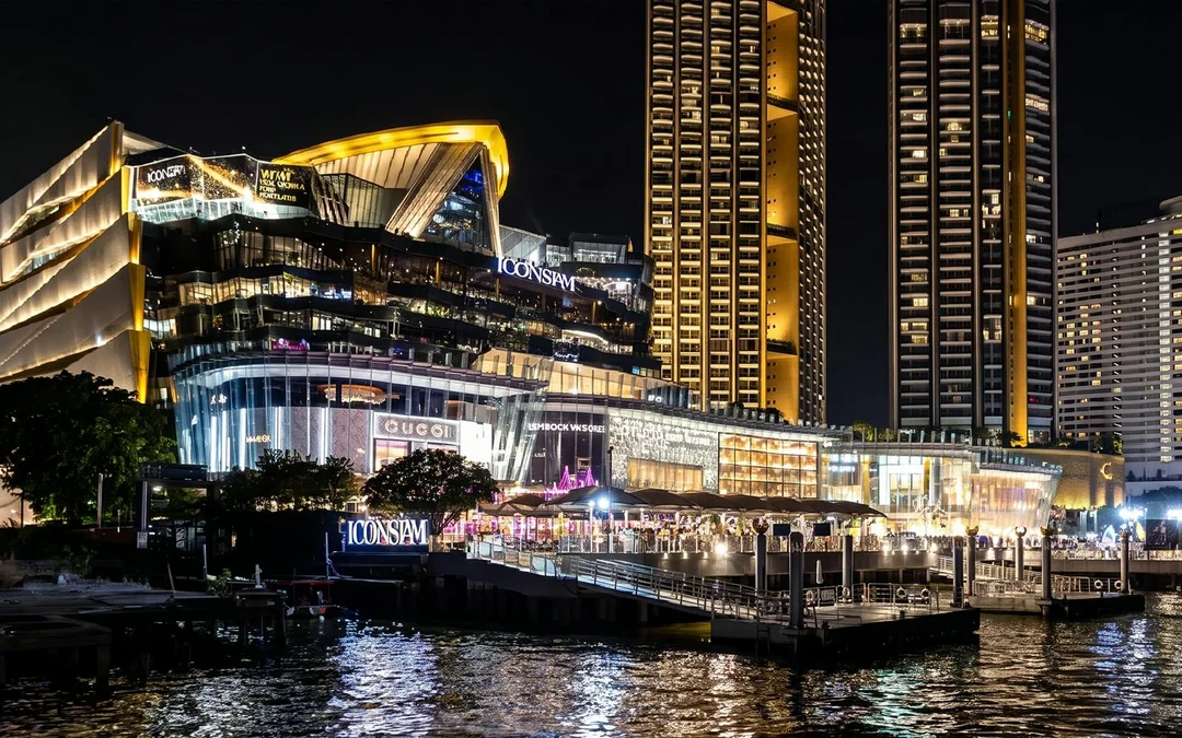 Chao Phraya Princess Buffet Dinner Cruise with Shared Transfers Image 5