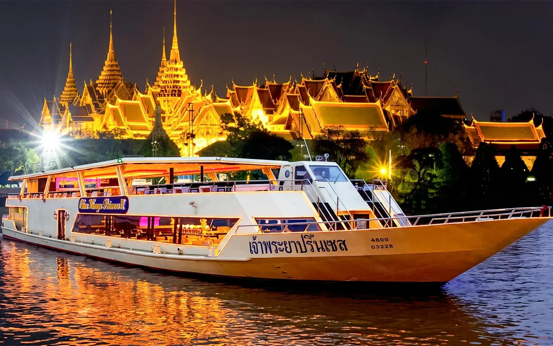 Chao Phraya Princess Buffet Dinner Cruise with Shared Transfers Image 8