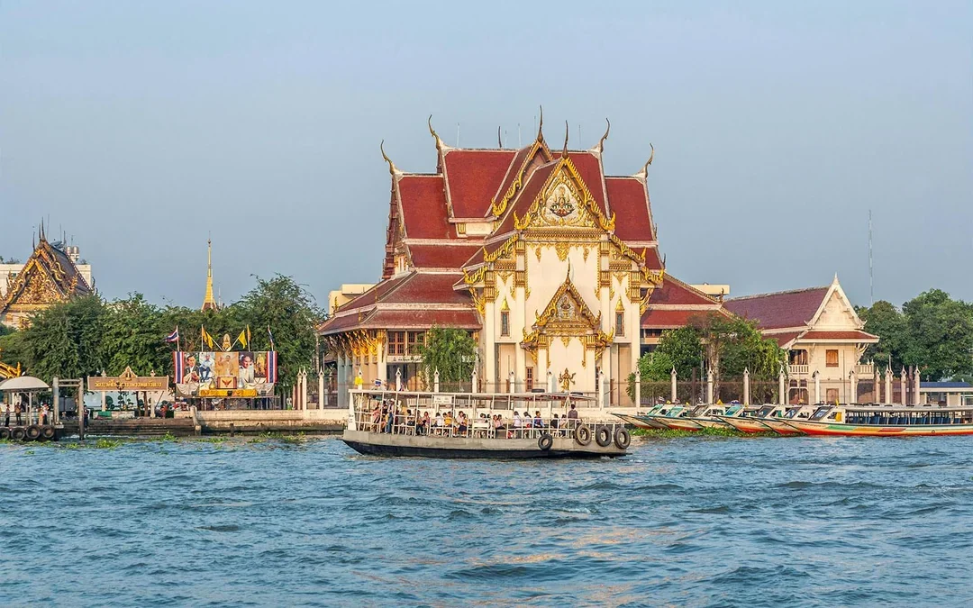 Chao Phraya Tourist Boat: Bangkok 1-Day Hop-on-Hop-off Boat Tour Image 10