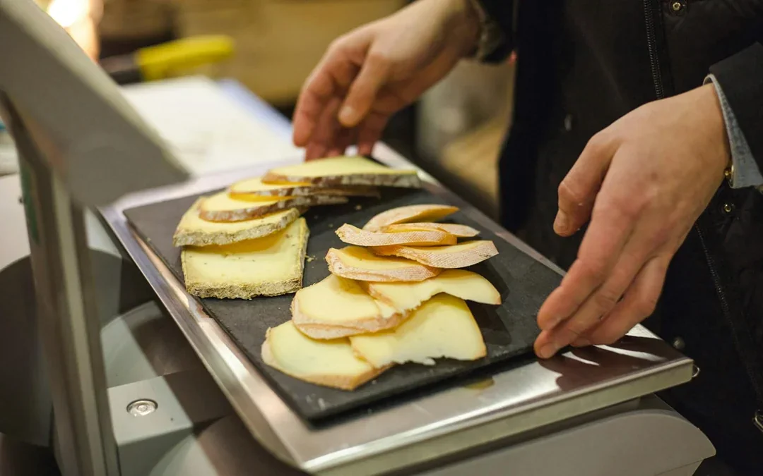 Cheesemaking Workshop with Tastings Image 4