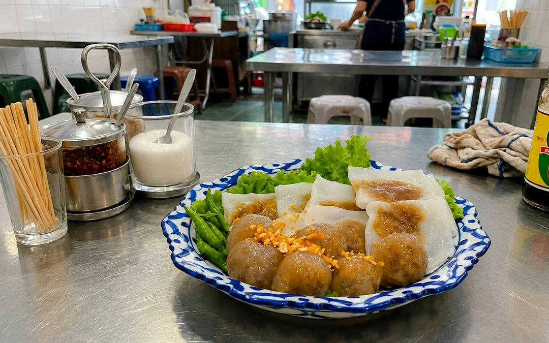 Chiang Mai Michelin Bib Gourmand Food Walking Tour Image 2